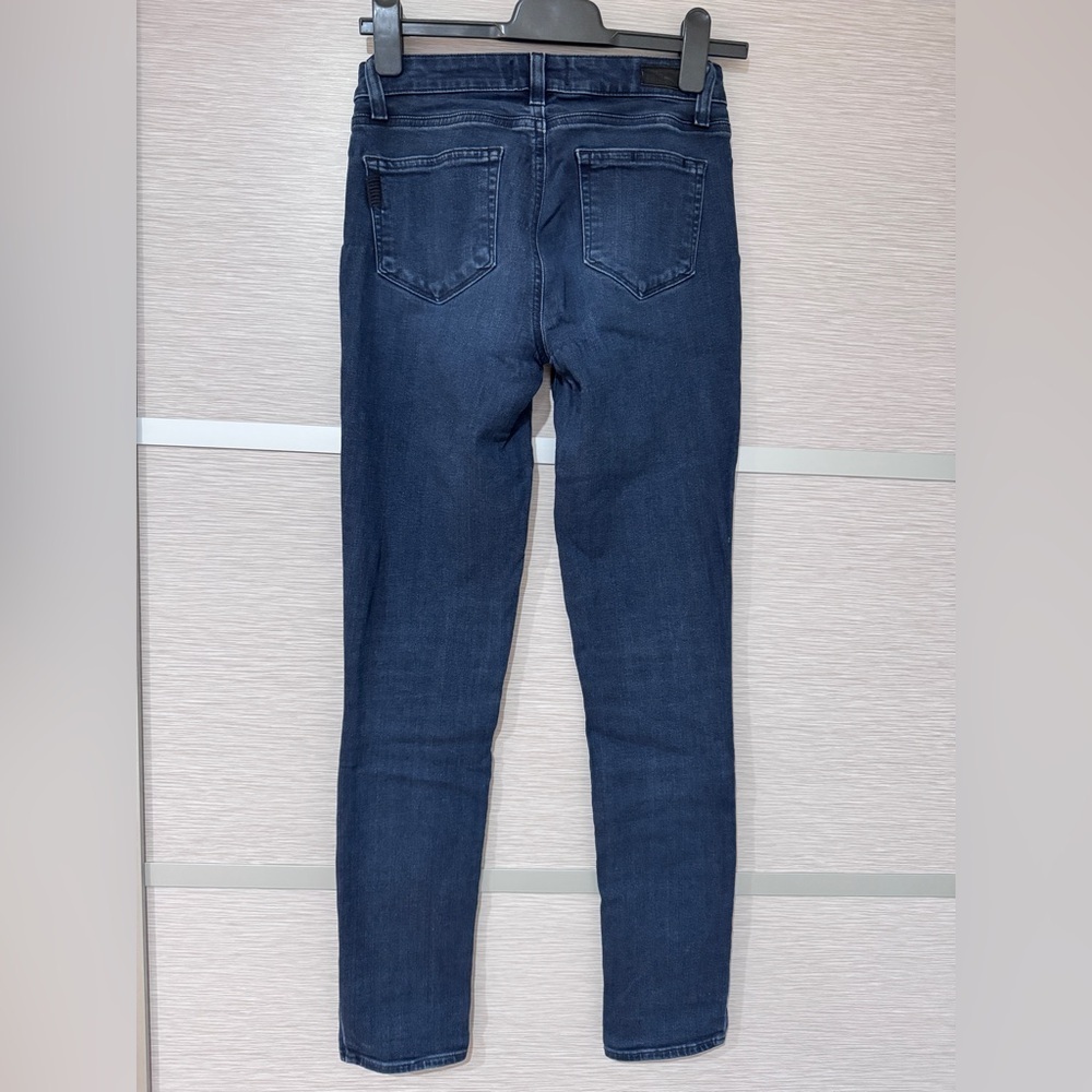 PAIGE Navy Jeans in Size 26 - Picture 4 of 12